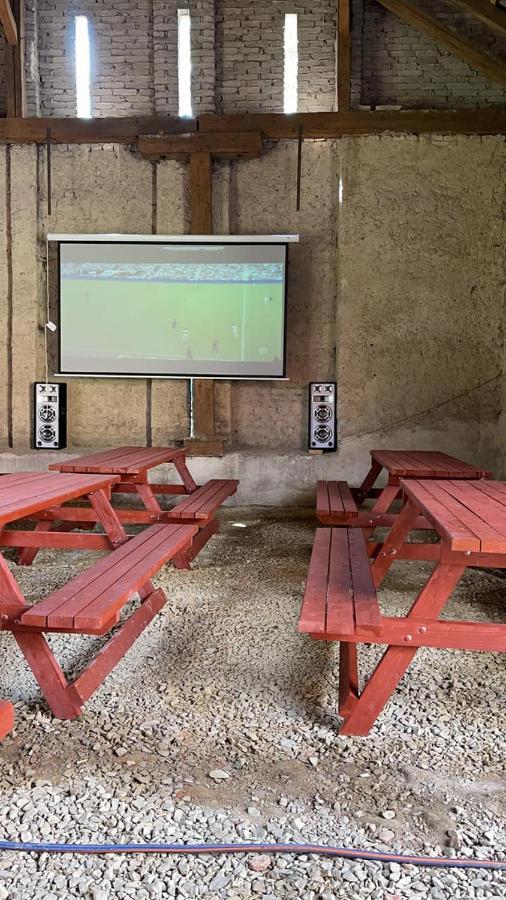 Pivovar Maly Janek - Restaurace, Penzion A Stany Jince Exteriör bild