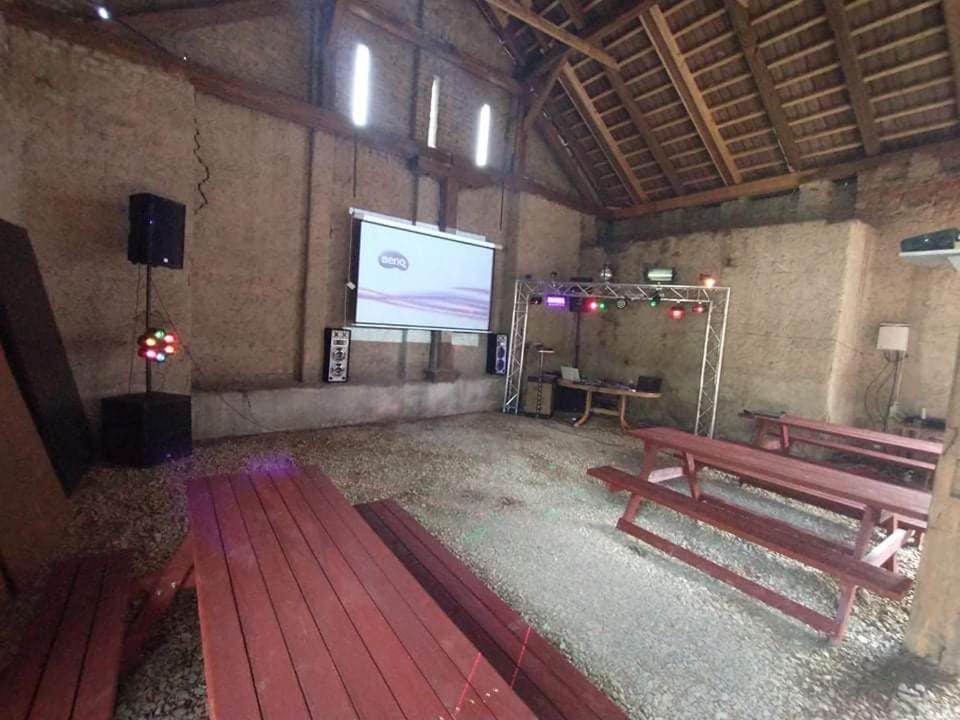 Pivovar Maly Janek - Restaurace, Penzion A Stany Jince Exteriör bild